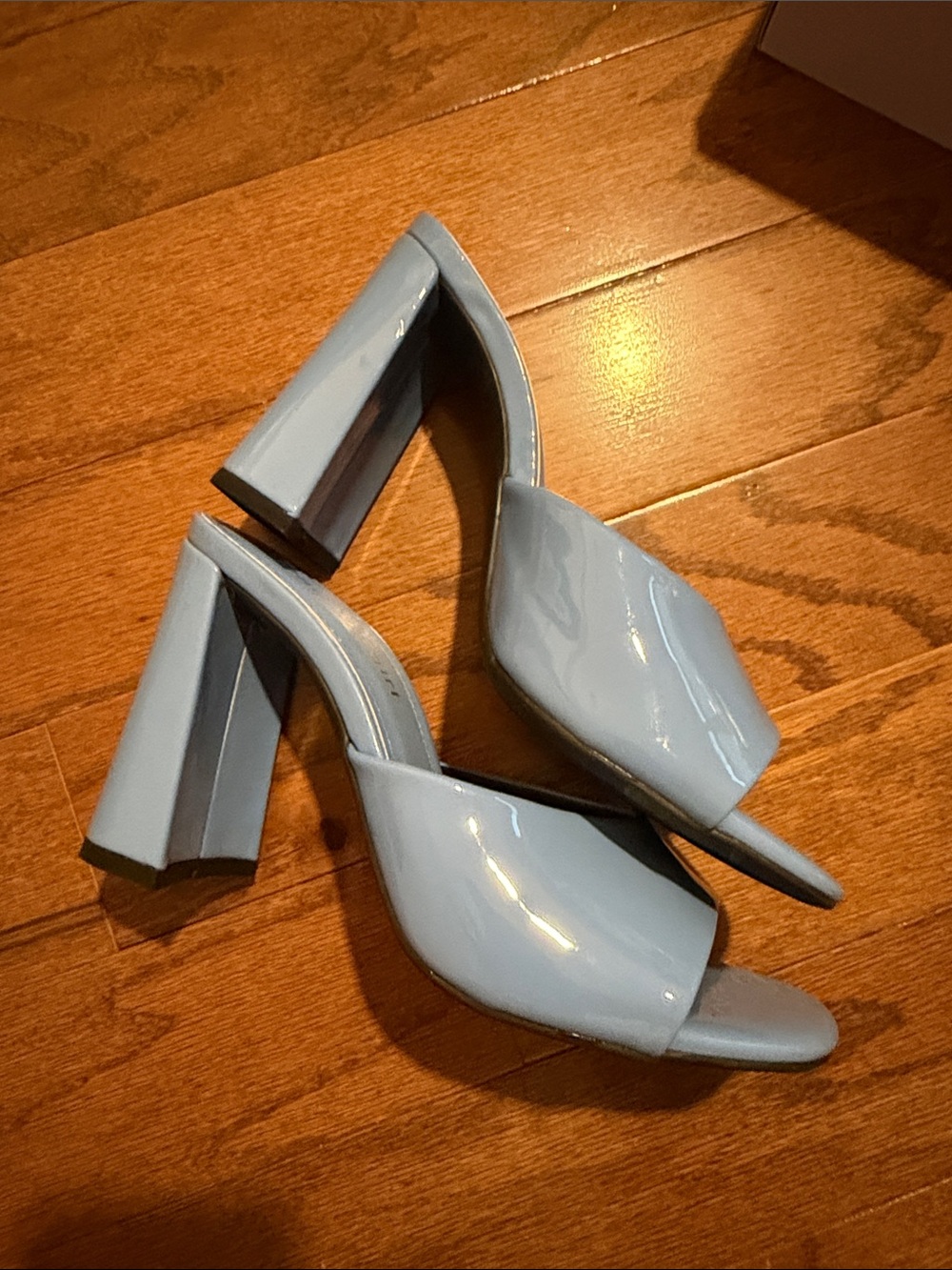 Madden Girl Genius mules in blue patent - Picture 2 of 3